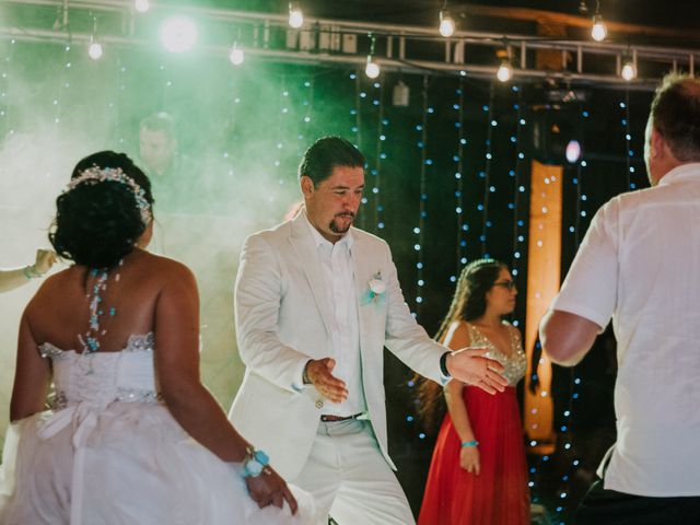 La boda de Adrian y Priss en Manzanillo, Colima 183