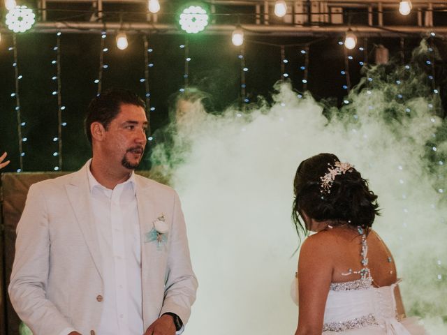 La boda de Adrian y Priss en Manzanillo, Colima 184
