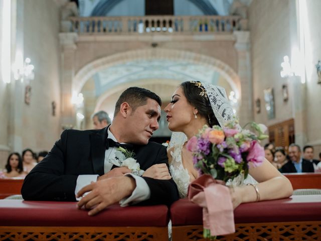 La boda de Juan Jesús  y Dulce  en La Piedad, Michoacán 42