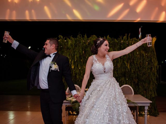 La boda de Juan Jesús  y Dulce  en La Piedad, Michoacán 43