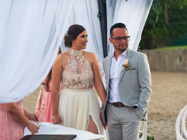 La boda de Adrián y Jacqueline en Bahía de Banderas, Nayarit 37