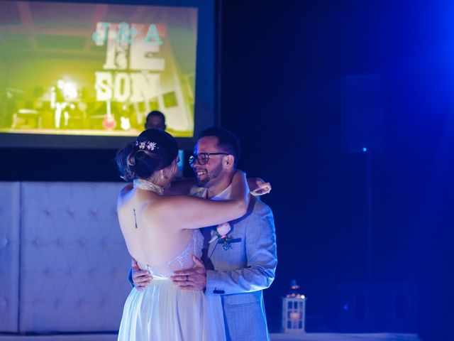 La boda de Adrián y Jacqueline en Bahía de Banderas, Nayarit 38