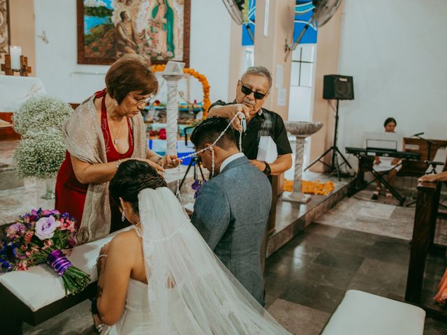 La boda de Ricardo y Mayra en Huatulco, Oaxaca 43