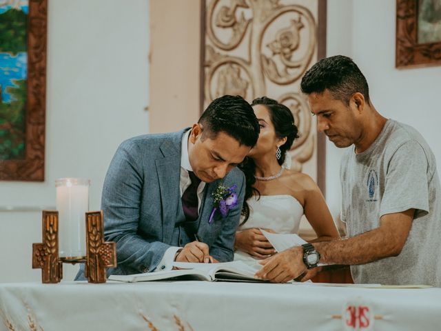 La boda de Ricardo y Mayra en Huatulco, Oaxaca 45