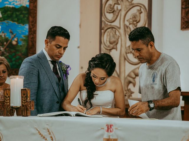 La boda de Ricardo y Mayra en Huatulco, Oaxaca 46