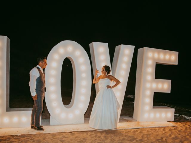 La boda de Ricardo y Mayra en Huatulco, Oaxaca 61
