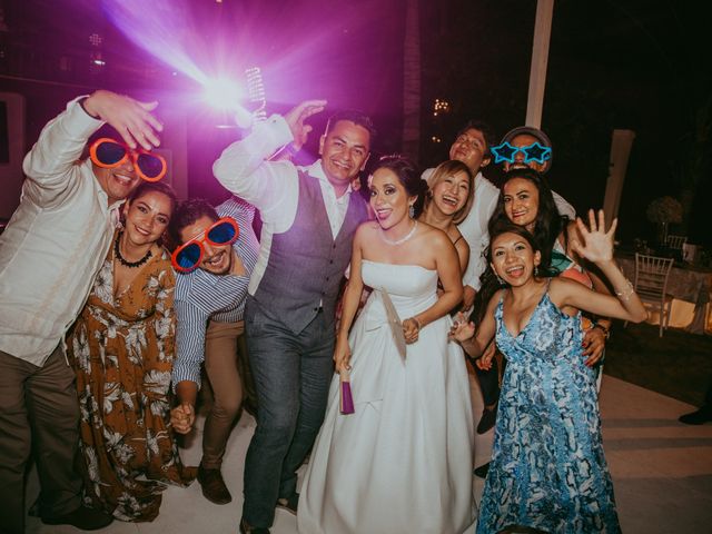 La boda de Ricardo y Mayra en Huatulco, Oaxaca 65