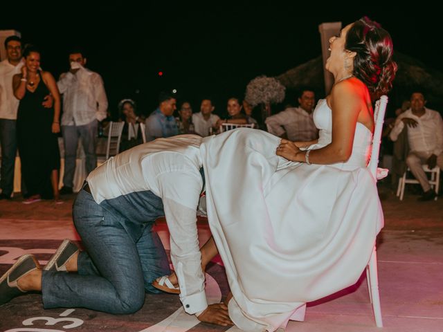 La boda de Ricardo y Mayra en Huatulco, Oaxaca 69