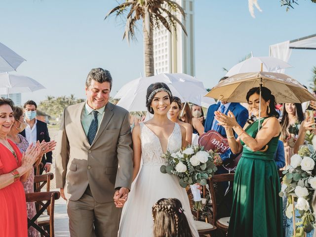 La boda de Erick y Greissy en Mazatlán, Sinaloa 25