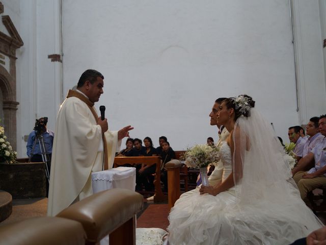 La boda de Alfredo y Dania en Cuernavaca, Morelos 35