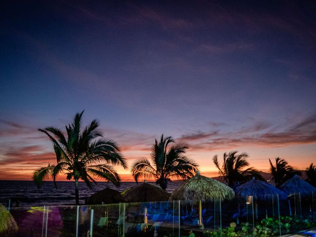 La boda de Enrique y Marlen en Nuevo Vallarta, Nayarit 23