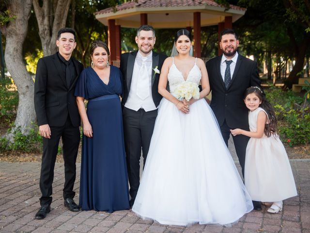 La boda de Víctor y Sayra en Mazatlán, Sinaloa 29