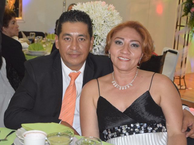 La boda de Jesús Antonio y Marisol en Tlalnepantla, Estado México 23