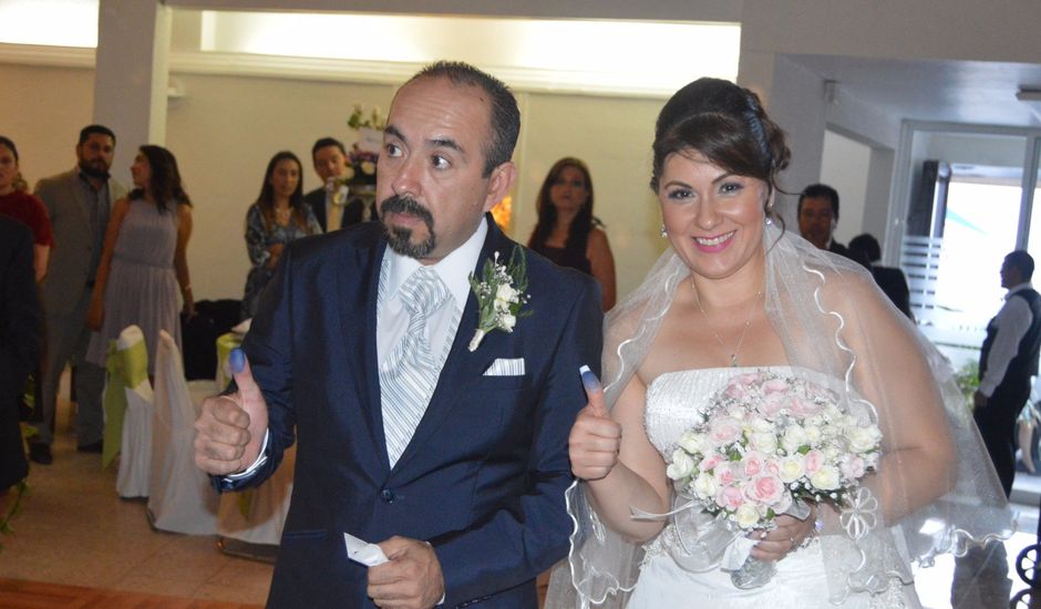 La boda de Jesús Antonio y Marisol en Tlalnepantla, Estado México