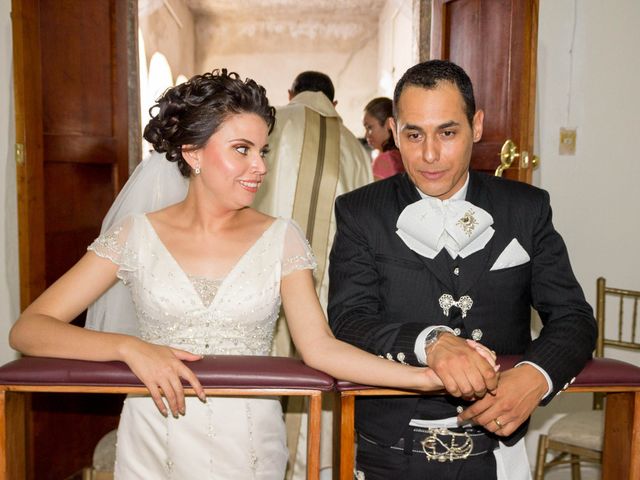 La boda de Miguel y Lorena en León, Guanajuato 23