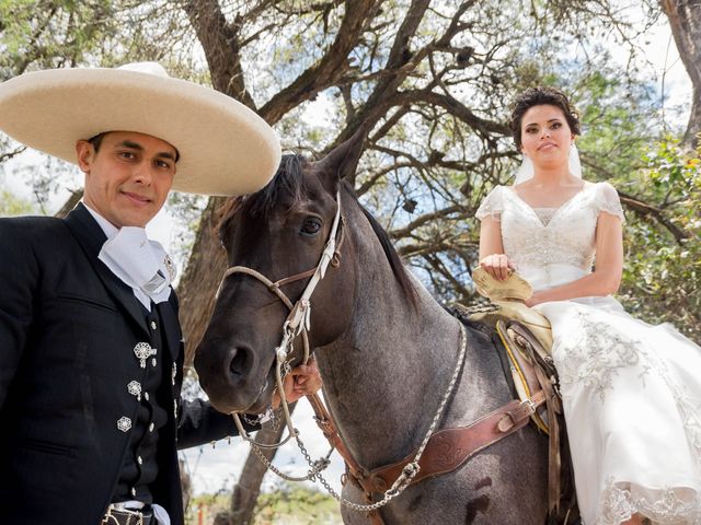 La boda de Miguel y Lorena en León, Guanajuato 48