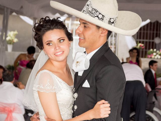 La boda de Miguel y Lorena en León, Guanajuato 73