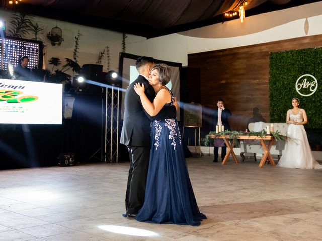 La boda de Erick y Alejandra en Morelia, Michoacán 41