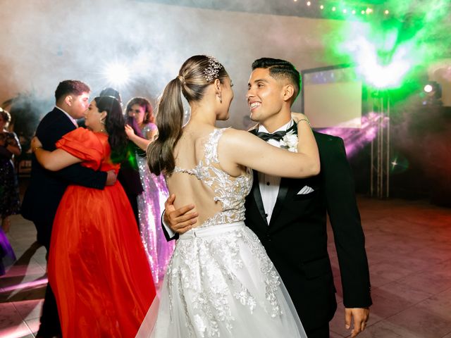 La boda de Erick y Alejandra en Morelia, Michoacán 44