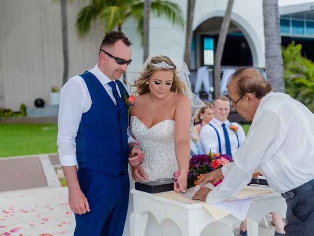 La boda de David y Samantha en Cancún, Quintana Roo 32
