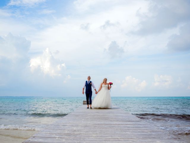 La boda de David y Samantha en Cancún, Quintana Roo 48