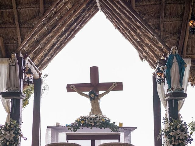 La boda de Gustavo González  y Ariadna Torres  en Cozumel, Quintana Roo 11