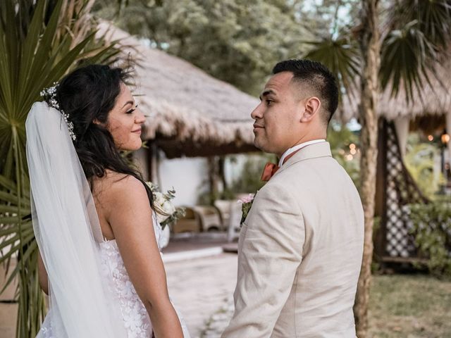 La boda de Gustavo González  y Ariadna Torres  en Cozumel, Quintana Roo 21