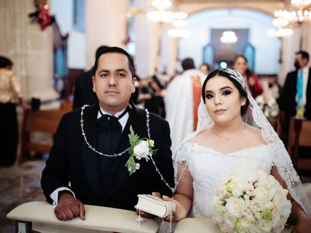 La boda de Diony Abrahim y Mariana Idali en Durango, Durango 13