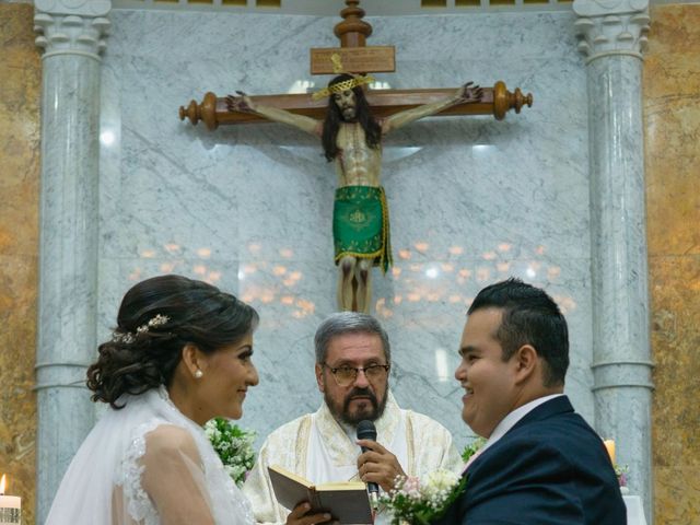 La boda de Christian Enriquez y Maria Medrano en Tepic, Nayarit 8