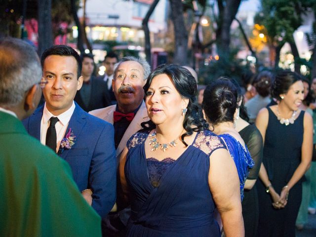 La boda de Luis y Adriana en Zapopan, Jalisco 3