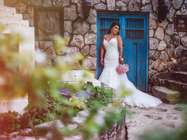 La boda de Dennis y Jenny en Playa del Carmen, Quintana Roo 33