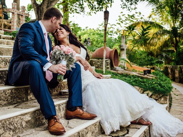 La boda de Dennis y Jenny en Playa del Carmen, Quintana Roo 36