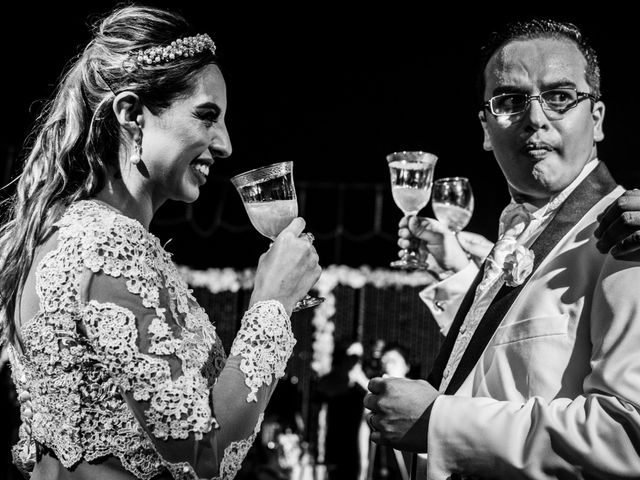 La boda de Juan y Lorena en Acapulco, Guerrero 64