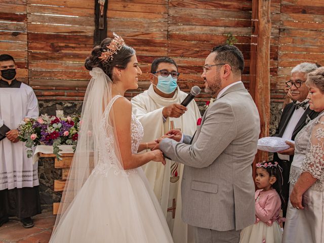 La boda de Alberto y Alejandra en Tlayacapan, Morelos 38