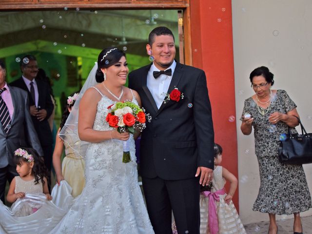 La boda de Juan Carlos y Joscelin en Mazatlán, Sinaloa 5