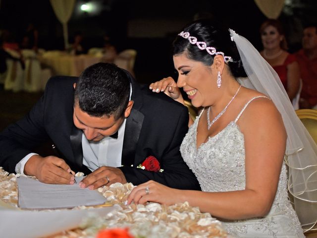 La boda de Juan Carlos y Joscelin en Mazatlán, Sinaloa 7