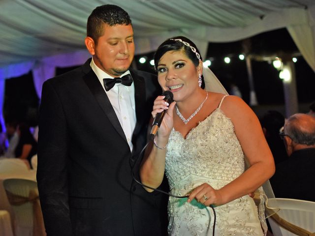 La boda de Juan Carlos y Joscelin en Mazatlán, Sinaloa 30