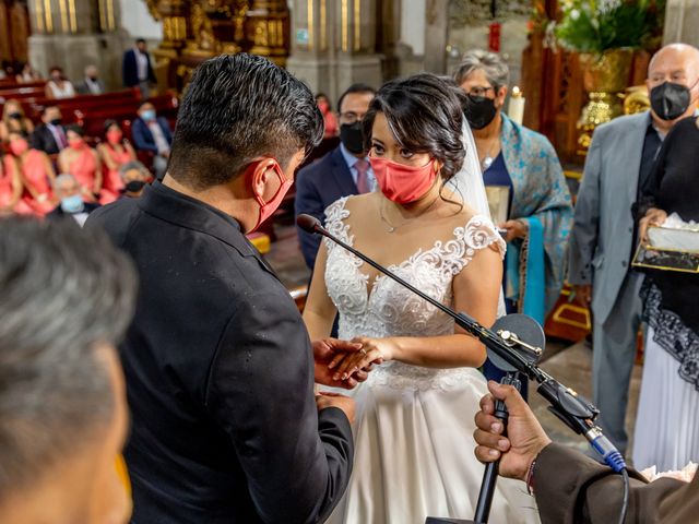 La boda de Adrián y Martha en Iztapalapa, Ciudad de México 35