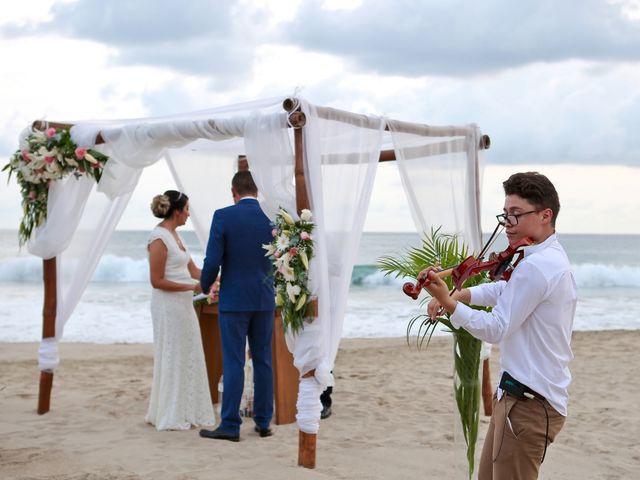 La boda de Carlos y Alejandra en Ixtapa Zihuatanejo, Guerrero 7