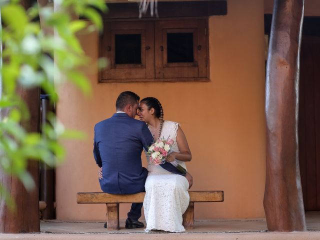 La boda de Carlos y Alejandra en Ixtapa Zihuatanejo, Guerrero 34