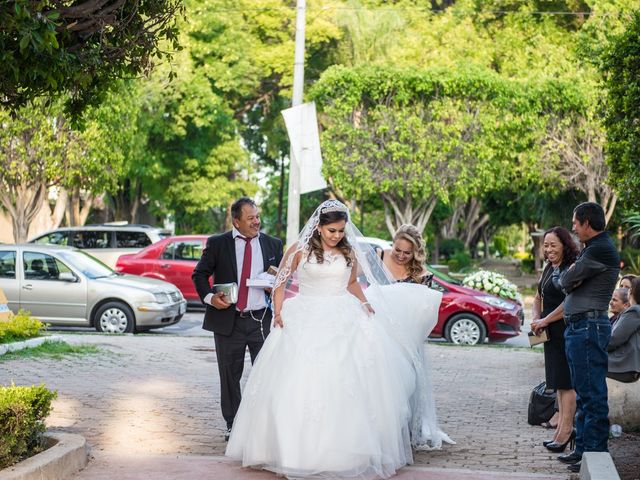 La boda de Mario y Sandra en León, Guanajuato 21