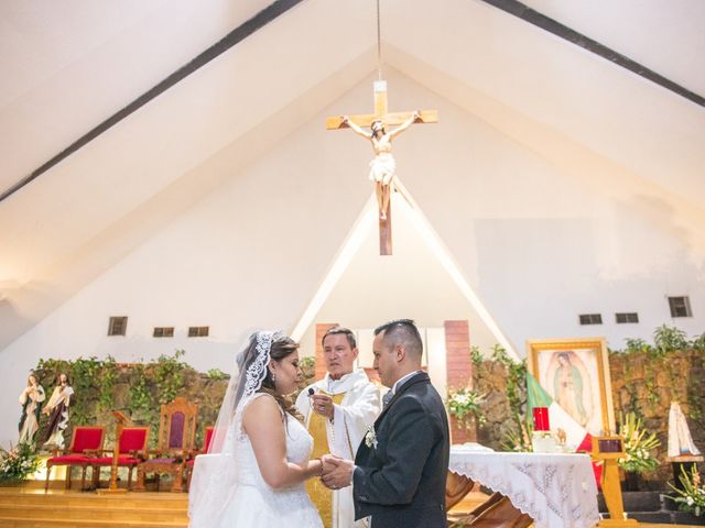 La boda de Mario y Sandra en León, Guanajuato 40