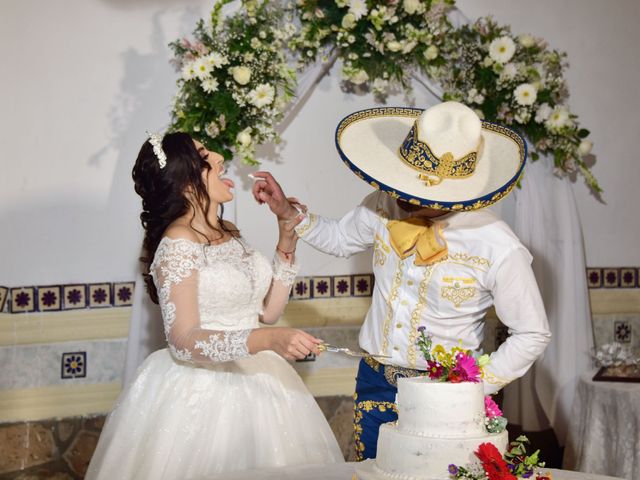 La boda de Alejandro  y Valeria  en Unión de Tula, Jalisco 1