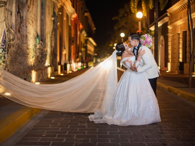 La boda de Juan Carlos y Casandra en Mazatlán, Sinaloa 36