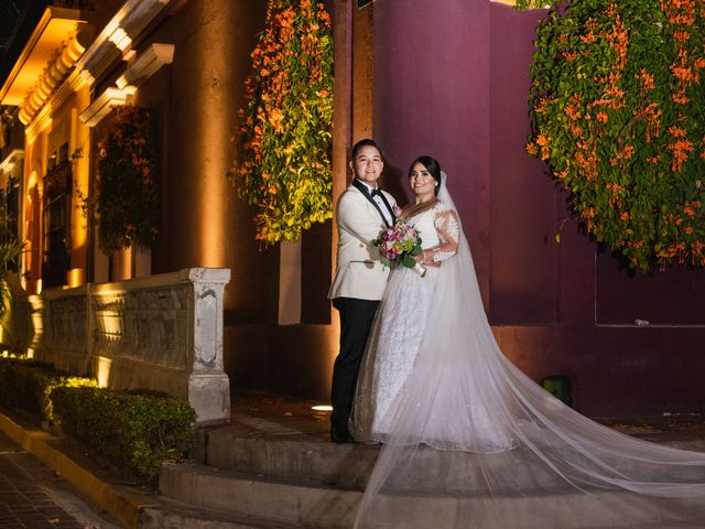 La boda de Juan Carlos y Casandra en Mazatlán, Sinaloa 39