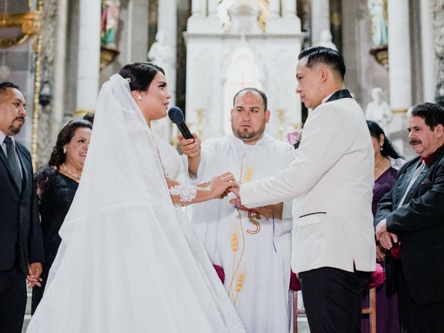 La boda de Juan Carlos y Casandra en Mazatlán, Sinaloa 50