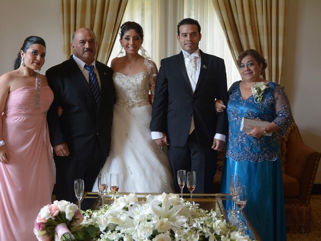 La boda de Miguel  y Claudia  en Santiago, Nuevo León 14