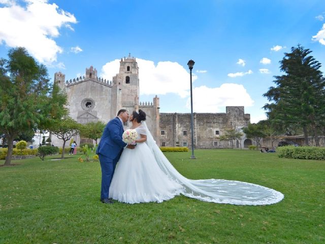 La boda de Mitzi y Jhonnatan en Yecapixtla, Morelos 4