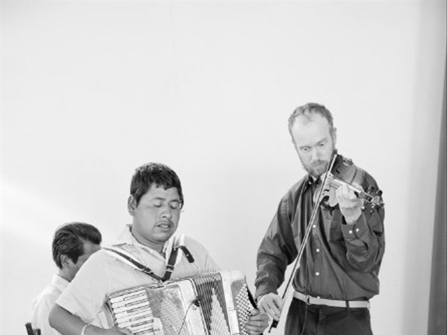 La boda de Juan y LIli en Oaxaca, Oaxaca 23