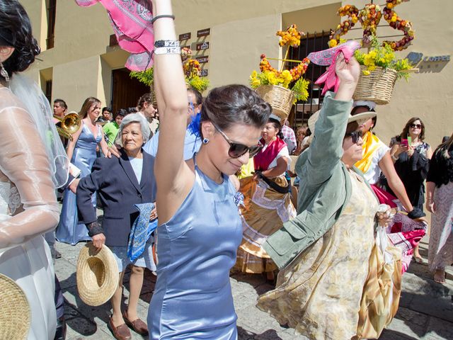 La boda de Juan y LIli en Oaxaca, Oaxaca 15